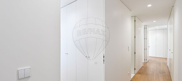 3 bedrooms Apartment in Porto, Portugal No. 136577 16