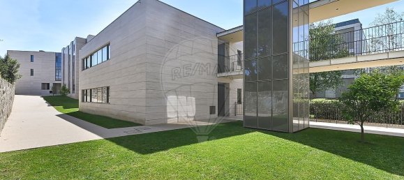 3 bedrooms Apartment in Porto, Portugal No. 136577 39