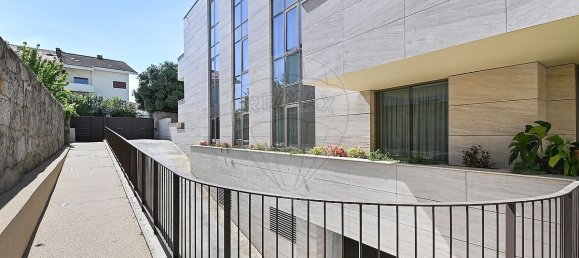 3 bedrooms Apartment in Porto, Portugal No. 136577 40