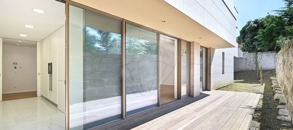 3 bedrooms Apartment in Porto, Portugal No. 136577 15