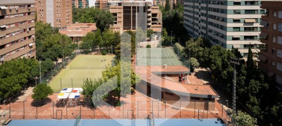 Пентхаус с 2 спальнями в Валенсия, Испания № 160081 26