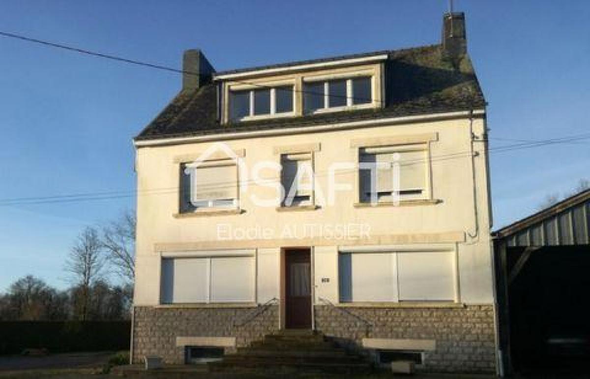 5 bedrooms House in Guiscriff, France No. 6909