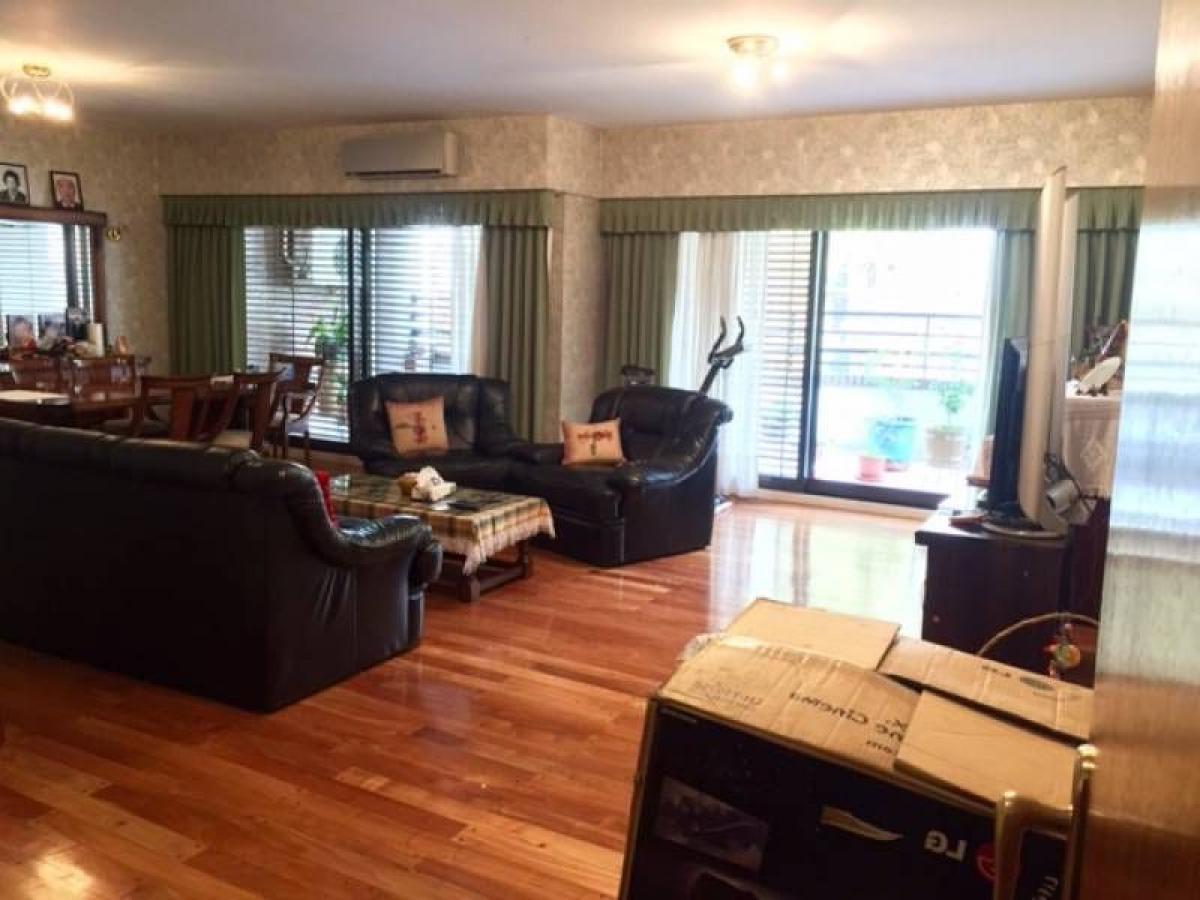 Apartamento T3 em Buenos Aires, Argentina N.º 80340