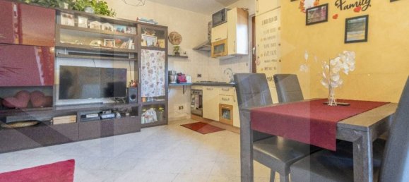 3 rooms Apartment in Ciampino, Italy No. 25410 7