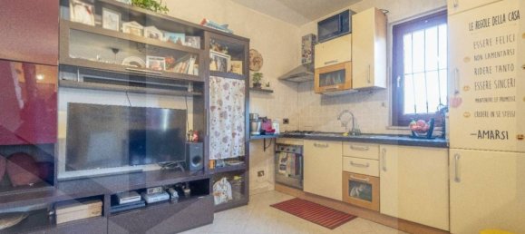 3 rooms Apartment in Ciampino, Italy No. 25410 9