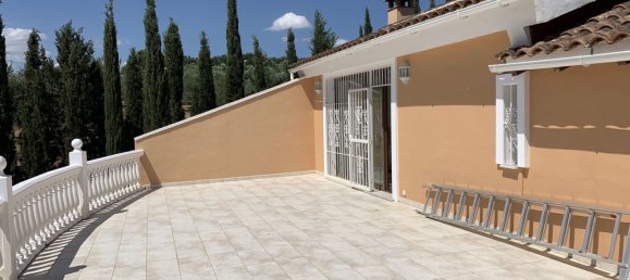 4 bedrooms Villa in Coin, Spain No. 140198 16
