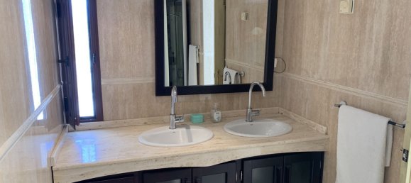 4 bedrooms Villa in Coin, Spain No. 140198 19