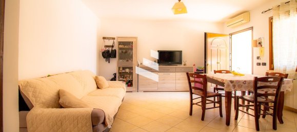 3 rooms House in Pomezia, Italy No. 304306 5