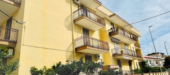 4 rooms Apartment in Capurso, Italy No. 19974 16