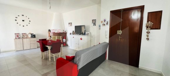 4 rooms Apartment in Capurso, Italy No. 19974 2