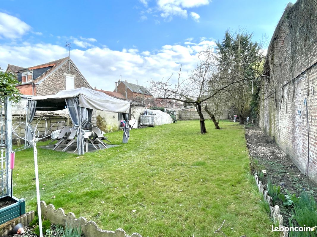 3 bedrooms House in Bohain-en-Vermandois, France No. 329988