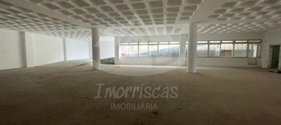 4830m² Warehouse in Loures, Portugal No. 85311 2