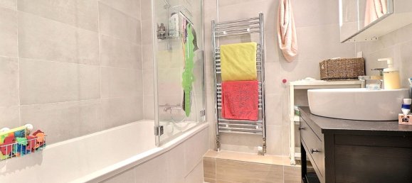 3 bedrooms House in Saint-Germain-en-Laye, France No. 125823 8