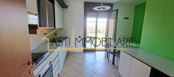 5 rooms Apartment in Asti, Italy No. 299720 7