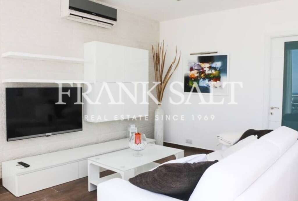 Пентхаус с 2 спальнями в Сент-Джулианс, Мальта № 3621