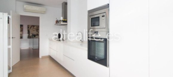 Casa de 5 dormitorios en Altea, Spain No. 80915 54