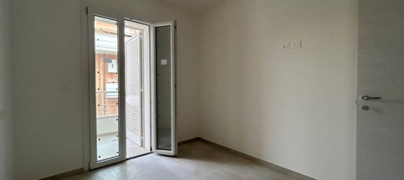 Apartamento de 3 divisões em Tortoreto, Italy N.º 37739 14