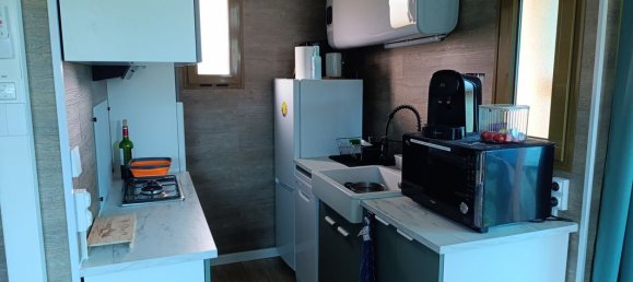 2 bedrooms House in Pyrenees-Orientales, France No. 337923 4