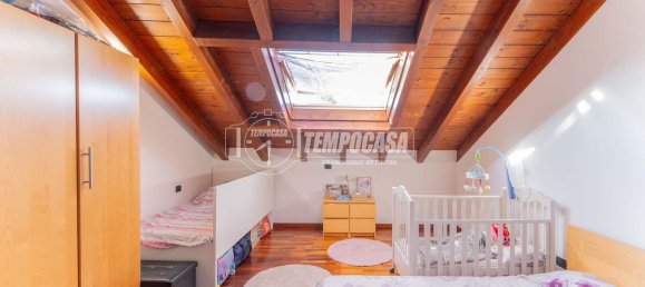 2 rooms Duplex in Magenta, Italy No. 267983 17