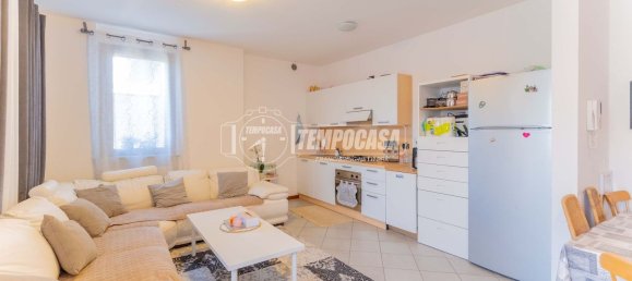 2 rooms Duplex in Magenta, Italy No. 267983 2