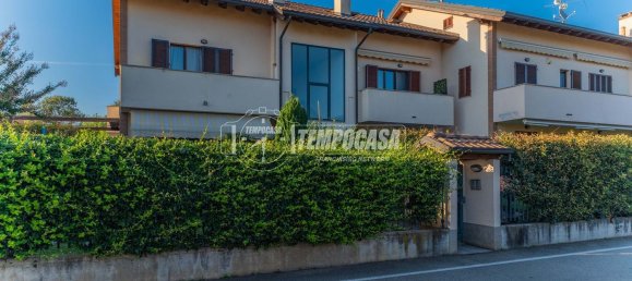 2 rooms Duplex in Magenta, Italy No. 267983 5