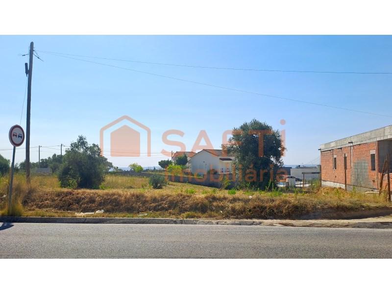 Terreno em Torres Novas, Portugal 1060 m² N.º 325331
