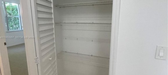2 Schlafzimmer Villa in Miami, USA, Nr. 615735 26