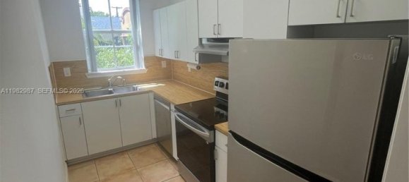 2 Schlafzimmer Villa in Miami, USA, Nr. 615735 20
