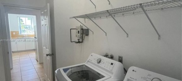 2 Schlafzimmer Villa in Miami, USA, Nr. 615735 25