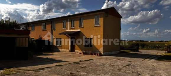 2 Schlafzimmer Wohnung in Legnago, Italy, Nr. 265251 3