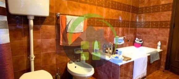 Квартира с 3 комнатами в Гандино, Италия № 158113 40