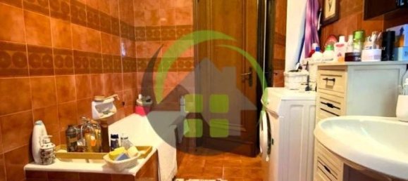 Квартира с 3 комнатами в Гандино, Италия № 158113 38