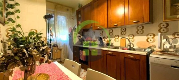 Квартира с 3 комнатами в Гандино, Италия № 158113 10