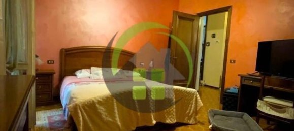 Квартира с 3 комнатами в Гандино, Италия № 158113 31