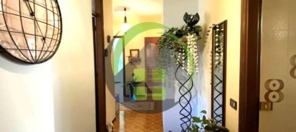 Квартира с 3 комнатами в Гандино, Италия № 158113 13