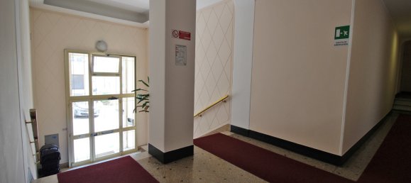 Oficina de 1 dormitorio en Genoa, Italy No. 269520 9