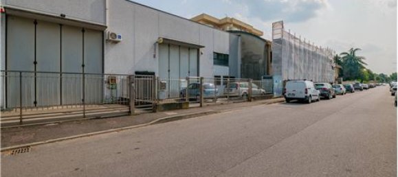 7 rooms Office in San Giuliano Milanese, Italy No. 279240 30