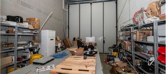 7 rooms Office in San Giuliano Milanese, Italy No. 279240 10