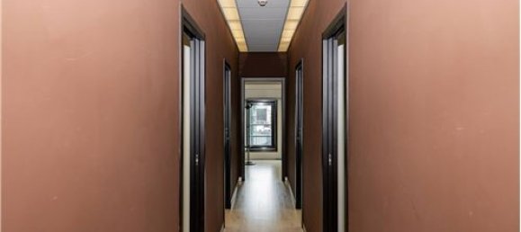 7 rooms Office in San Giuliano Milanese, Italy No. 279240 19