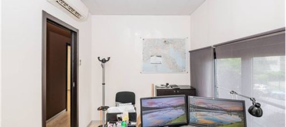 7 rooms Office in San Giuliano Milanese, Italy No. 279240 27