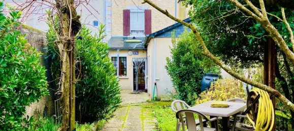 Adosado de 6 habitaciónes en Le Blanc, France No. 41885 11