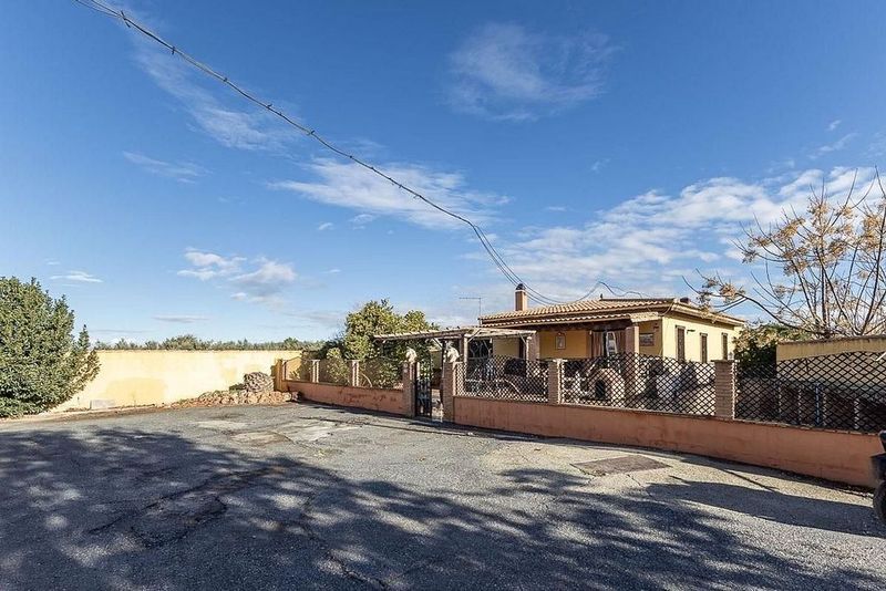 Casa T4 em La Zubia, Spain N.º 237600