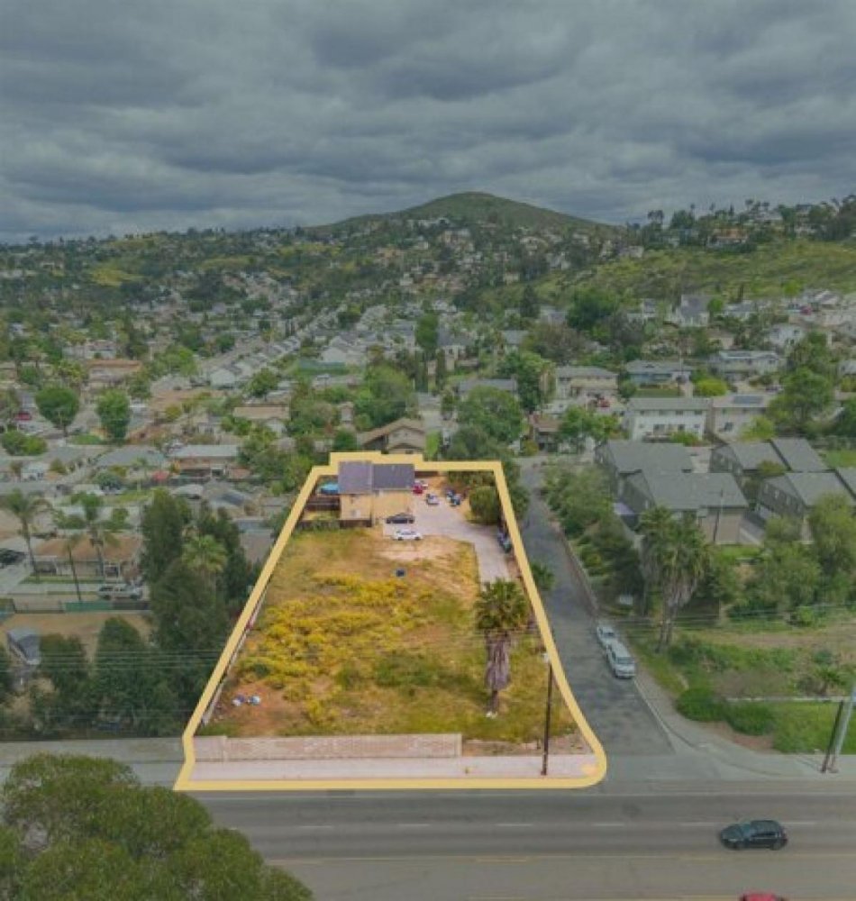 Дом с 8 спальнями в Спринг-Вэлли, США № 403461