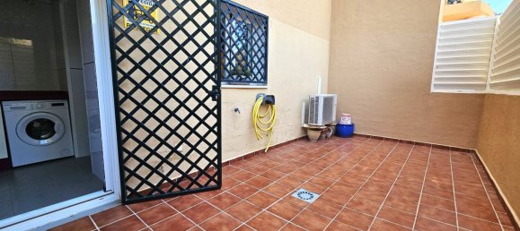2 chambres Appartement à Estepona, Spain No. 143583 8