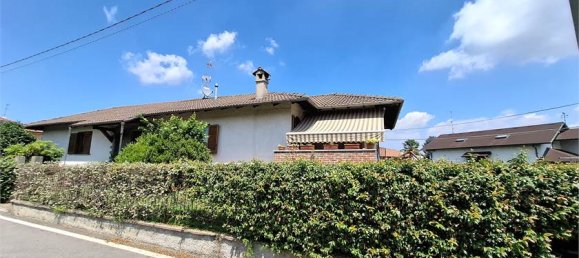 3 غرف نوم فيلا في Borgo Ticino, Italy رقم 129875 2