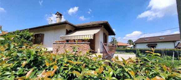 3 غرف نوم فيلا في Borgo Ticino, Italy رقم 129875 3