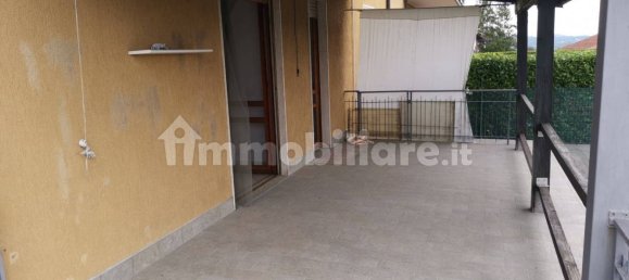 Apartamento T3 em Varese, Italy N.º 380035 10