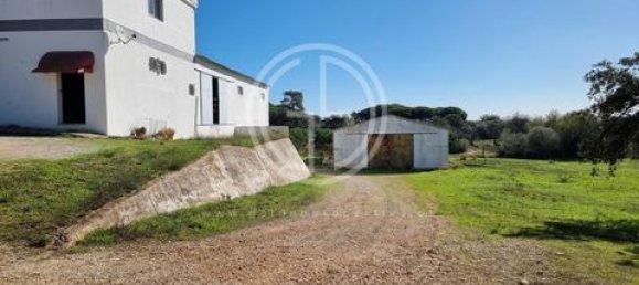 1010m² Warehouse in Almancil, Portugal No. 151037 2