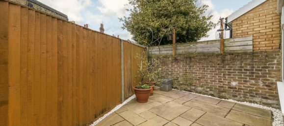 4 bedrooms Commercial property in Acton, United Kingdom No. 10004 7