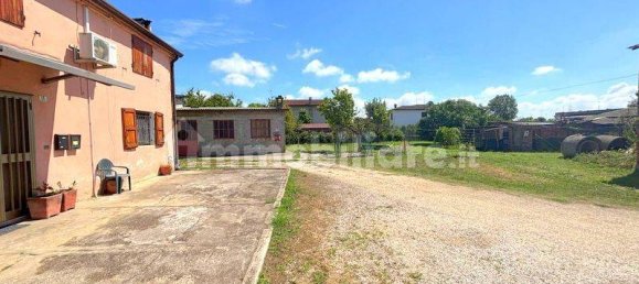5 bedrooms Villa in Cerea, Italy No. 322734 2